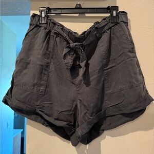 NWOT American Eagle Shorts